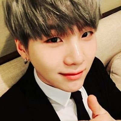 DON'T NEED TO FOLLOW THIS ACC !! THIS IS FREE FOLLOW FROM @KookUnited AND ADMIN @Deer_Lily -- (accept f4f) ~~