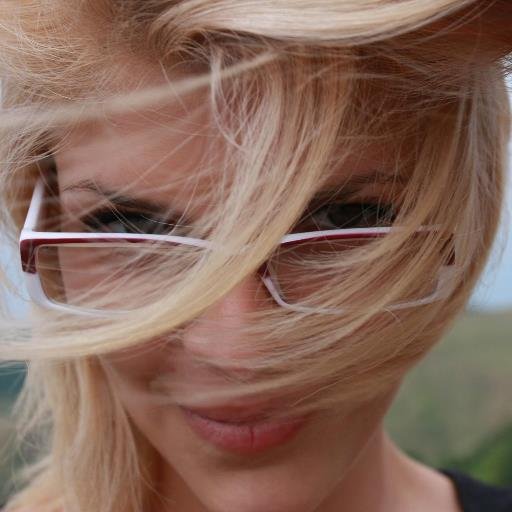 DamianaPaun's profile picture. 