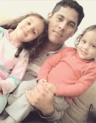 andreamarolima's profile picture. 