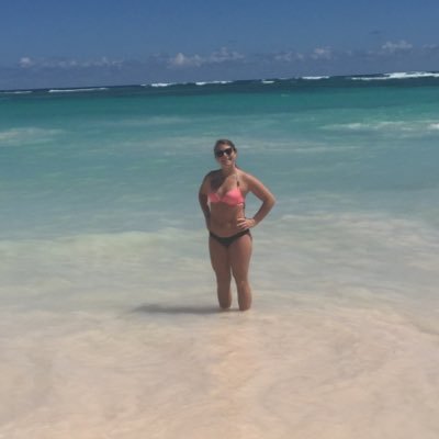 OmgAlissaSays's profile picture. I love my dog, the beach, and Bruno Mars.☀