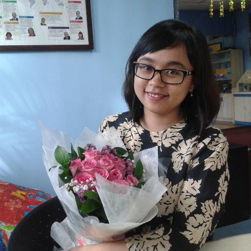 I'm a young school librarian / IG @nuzulianursf