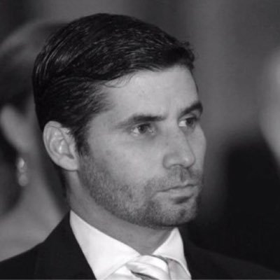Escuchando, conversando y aprendiendo šØš·
Hago anƔlisis con datos.
Comparto reflexiones personales sobre polĆtica y cambio.
Las cosas se pueden hacer mejor.