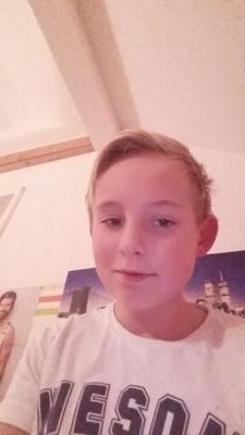 NicoNikethecoke's profile picture. walk on the stret☺☺