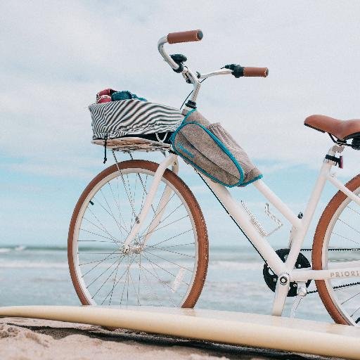 A clever bicycle frame bag that converts into a backpack.