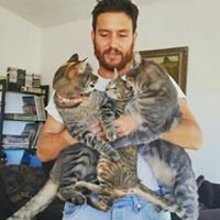 Paratropical's profile picture. Happy Pappy