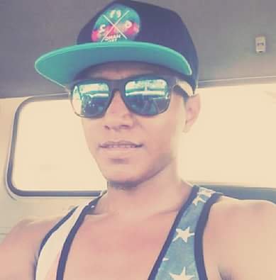 _Victhor_E's profile picture. Todo lo que hagas de corazón esta bien hecho & todo lo que hagas con miedo esta mal hecho/ espero pegar en la radio y ganar mi primer millón Watsapp: 54656480