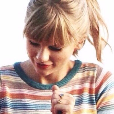 vanessaswift13_'s profile picture. My name is Vanessa and I'm a swiftie!
