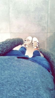 Holidaysommer12's profile picture. ||•Verliebt ~F||
||•Shoppen || 
||•Reiten ❤||
||•Musica.ly Mel_ina12 ||
||•Instagramm ~Holidaysommer ||
||•Snapchat •Mel_ina||