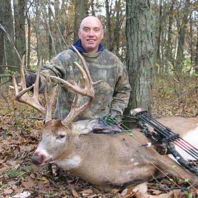Die hard bow hunter started A-1 Archery in Hudson, WI in 1988 & Tombstone Creek Outfitting Gilman City, MO 100% Bowhunting! #livearchery #bowhunter #bowhunting