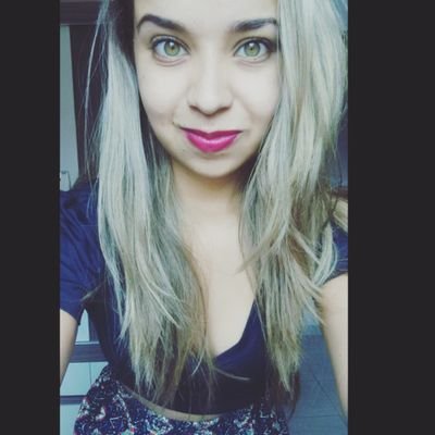 Positividade, livros, música, sonhos e determinação.

God Bless ✌