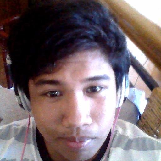 slyzesummers's profile picture. 