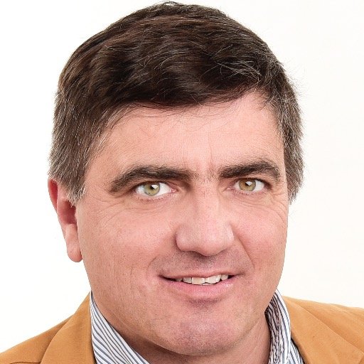 eprat's profile picture. CEO, Deepiks.