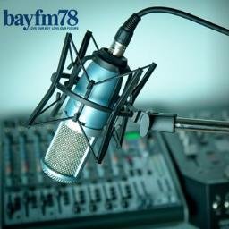 BAYFMで毎週土曜日20時~22時。 週末の夜を彩るミュージックプログラム。 DJケイ グラントが、素敵な音楽と共に貴方を二時間の「非日常」へと誘います。 #低音レディオ #ケイグラント