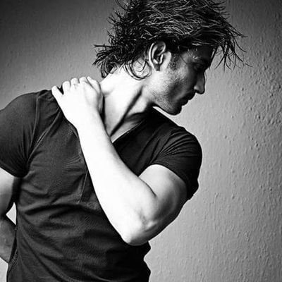 vishnuajaynair's profile picture. Instruction does much, but encouragement does everything!