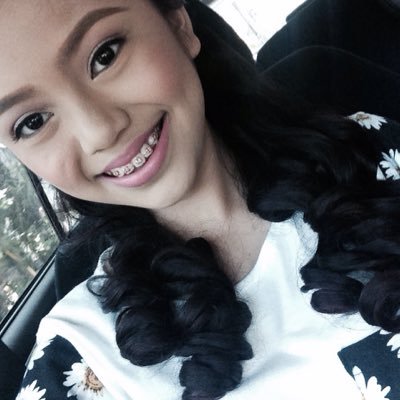 jacobo_irish's profile picture. • awkward little human •