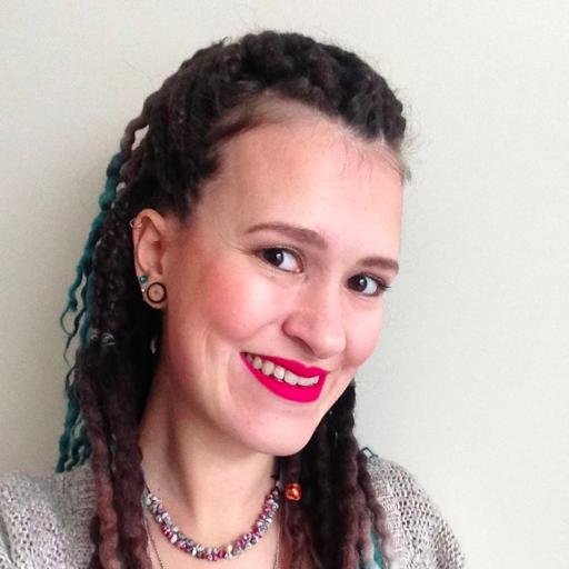 Dutch girl (1988), travel blogger, copywriter, Spanish teacher, yoga teacher to be, intercultural communication, Hispanist.