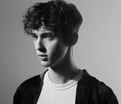 troyesivanrpg's profile picture. I'm seeing red but I'm singing blue.