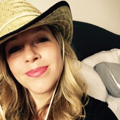 charlottemachad's profile picture. 