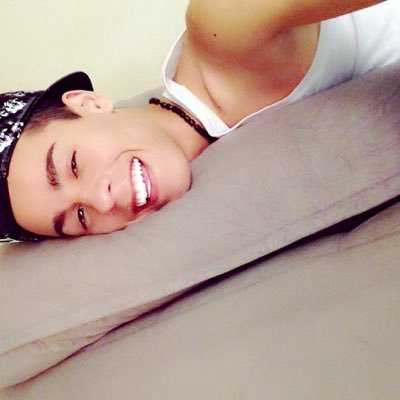 16, brasileiro