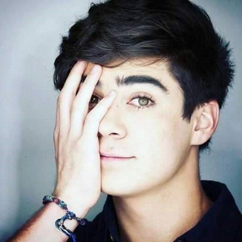 MonseSoycoder's profile picture. Amo a los CD9 #Coder