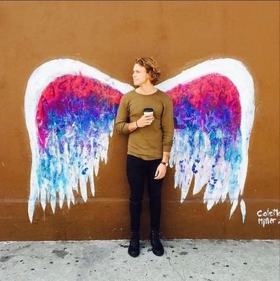 ✖ Sigan a @GirlXCriedWolf ✖ (Tweet Limit) 

#iHeartAwards #5SOSFam #BestFanArmy  VOTEN 
SGFG ES PERFECCIÓN  5SOS