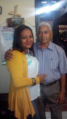 Annyili's profile picture. Educación Comedia