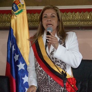 Hacer Realidad la continuación de todas las labores que en vida realizara La Compatriota Ligia Montoya, de apoyo a las comunidades y personas mas necesitadas
