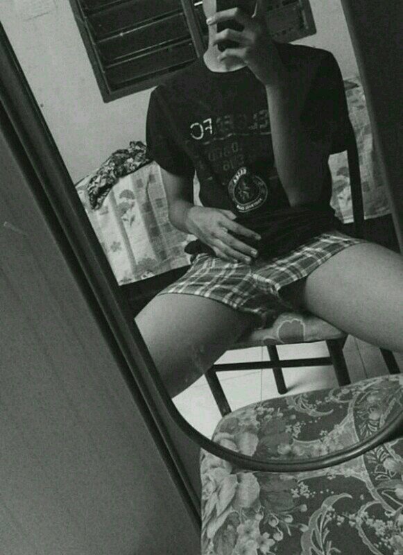 soy gay, asi que si quieres ser mi amig@ tendras que aseptarme tal y como soy