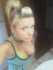 briwood34533's profile picture.