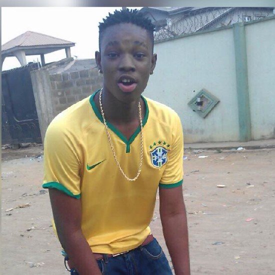 hollanrewaju16's profile picture. 