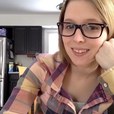 Est. 1991! I like cooking, baking, reality tv & Simple Plan.