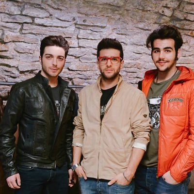 Because we're more than fans, we're a FAMILY. LA is Il Volo's lady and we're here to stay. Come, let's dream together... Enjoy the flight :)