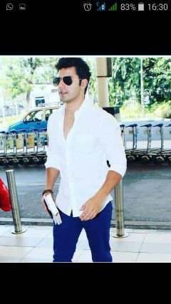me_ipshita's profile picture. Nightingale!  ✌Teenager✌ 
NOBODY ELSE BUT @varun_dvn
Proud Indian Virgo  Self-obsessed