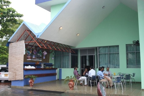 sairasgardenhot's profile picture. 