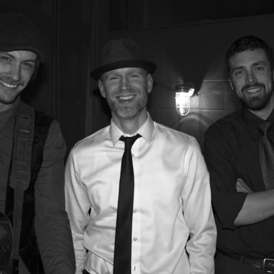 The Two Bit Bandits are a Calgary based wedding and corporate band that plays Classic Rock, Country, Funk, 80's, R&B & Modern Pop.