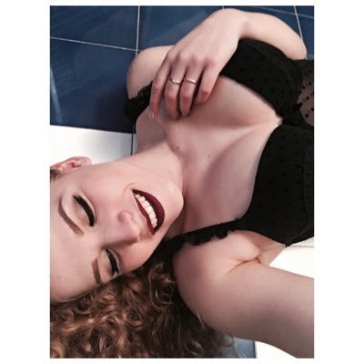 I need a hug or an orgasm. Please, take me a lot of sushi & wine //psychology student in Bg snapchat: bjtchesinfundo//instagram:redgirlwithcurves