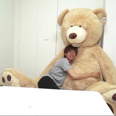 YTF5611's profile picture. 主にYouTuberをフォローします。YouTubeに興味ある方フォローよろしくお願いします！                    相互フォローします。はじめしゃちょーが好きです。