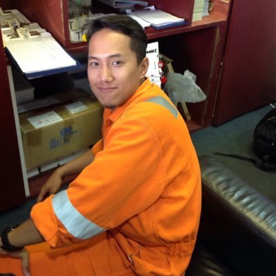 SuhailHazwan's profile picture. Life must go on