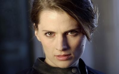 Katherine Beckett (32 años) Inspectora de Homicidios en la comisaría 12. Nueva York. Incluso en los peores días es posible la alegría. #rolcastle_12