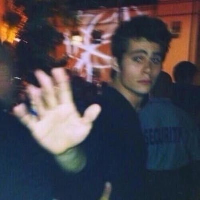 dylanrpgshutter's profile picture. -20 -bi- naufragé-