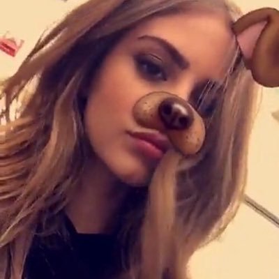 ariarpghsum's profile picture. Vous bande de merd vous resterez gênants.