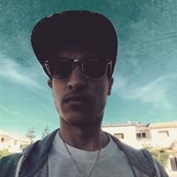 geeksyfe's profile picture. Créateur du blog: https://t.co/orAnFXyjAk.
Producteur de contenu, Youtubeur, Technologies Geek, Personnalité en ligne. 
CONTACT: geeksyfe@gmail.com