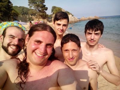 Técnico de laboratorio en diagnóstico clínico y futuro biólogo