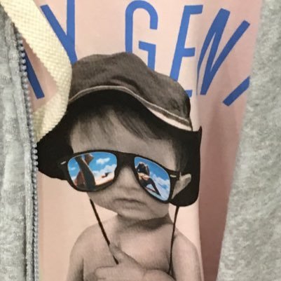 dCxzlcQNIdPMBQ7's profile picture. 