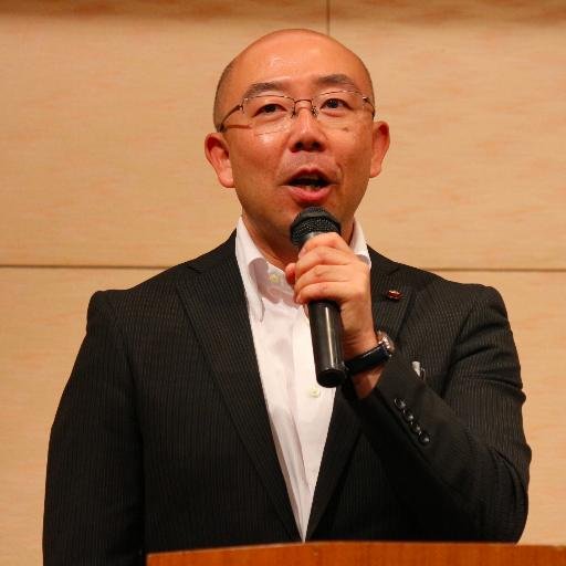 公明党 桐生市議会議員 4期目 妻・長女・長男・母との5人家族。 「『地方創生』ー その真ん中にあるのはいつも“人”であり、施策のすべてが目指すのは『人(市民)の幸せ』である」との立脚点を忘れず、桐生市らしい地方創生を目指し、ひとりの声を大切に活動して参ります。