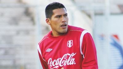 Futbolista Profesional, orgullosamente Peruano y actualmente en Universidad Cesar Vallejo - Perú