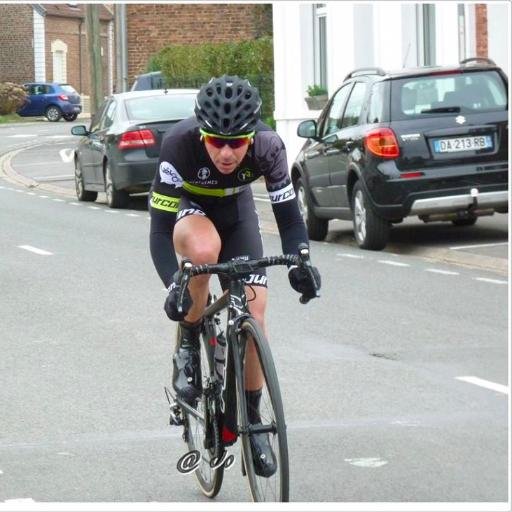 GordonsDidier's profile picture. Cyclisme team ECT fizik oakley santini Eafit prendre du plaisir sur le vélo