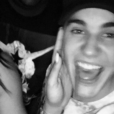 mahogzIox's profile picture. 