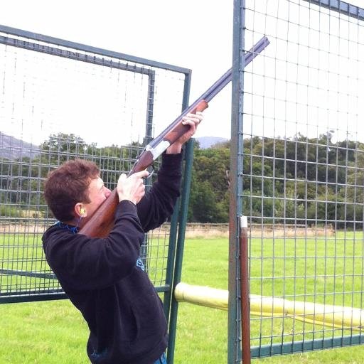 MaleGreg's profile picture. Motto = It'll be a laugh in it!