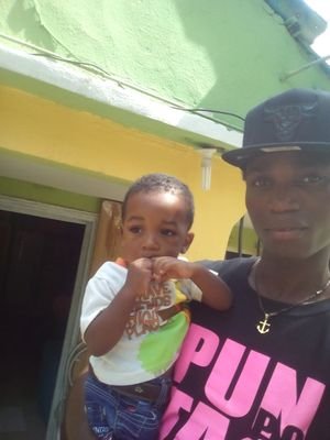 laflecha246's profile picture. 